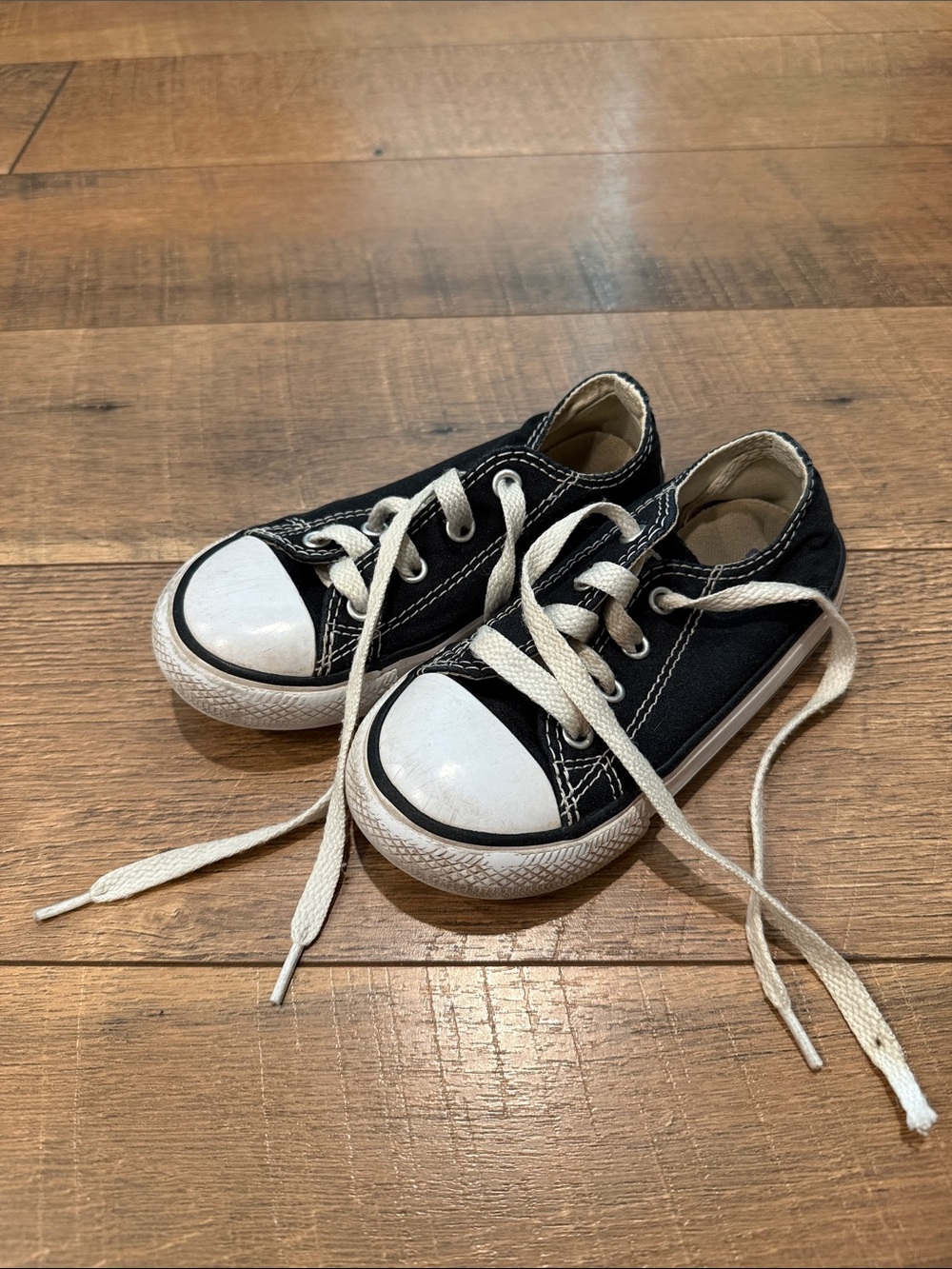 Converse Kids Black and White Low-Top Sneakers